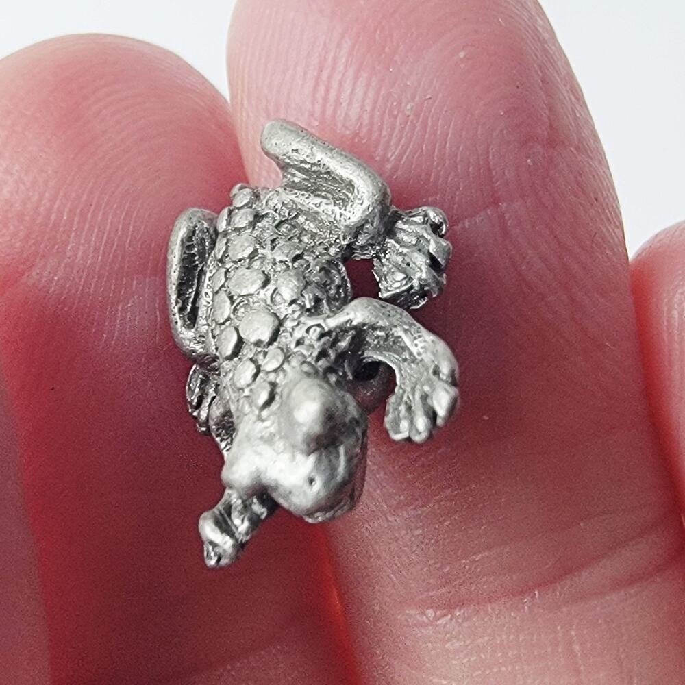 Charm Frog Silver Pewter Animal Charm Figurine Jewelry Collectible Toad - Picture 10 of 10